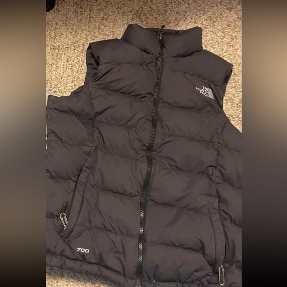 Women’s north face vest